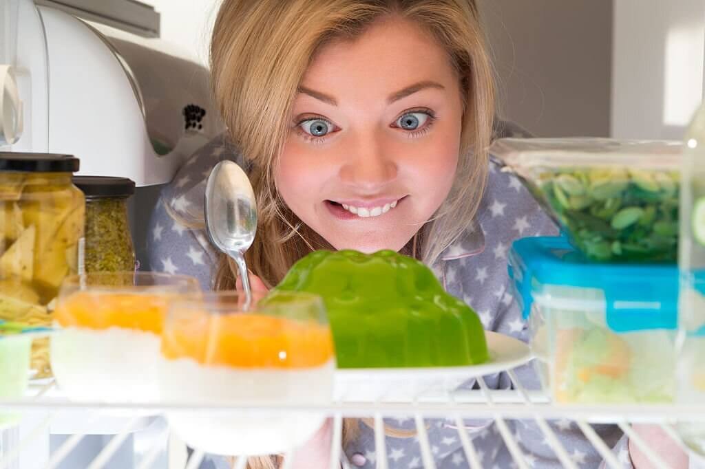 How does Jell-O set in the fridge