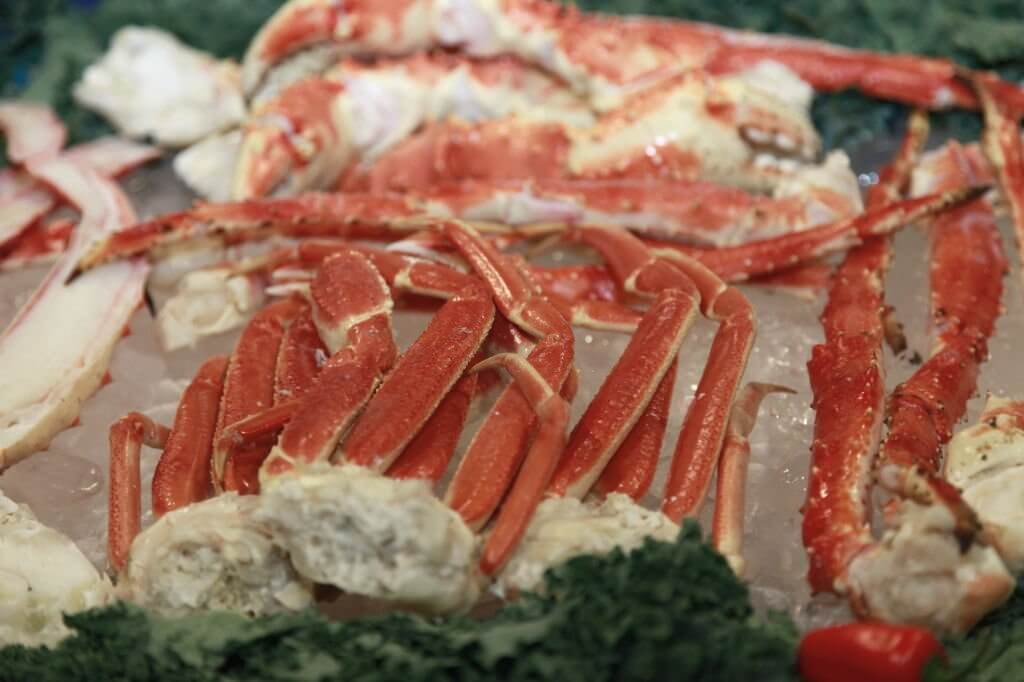 How Long Can You Keep Crab Legs In The Fridge Before Cooking?