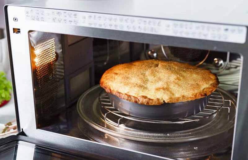 Reheat A Chicken Pie Without Drying Out