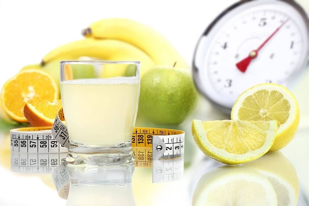How does  a liquid diet for weight loss aids in weight loss