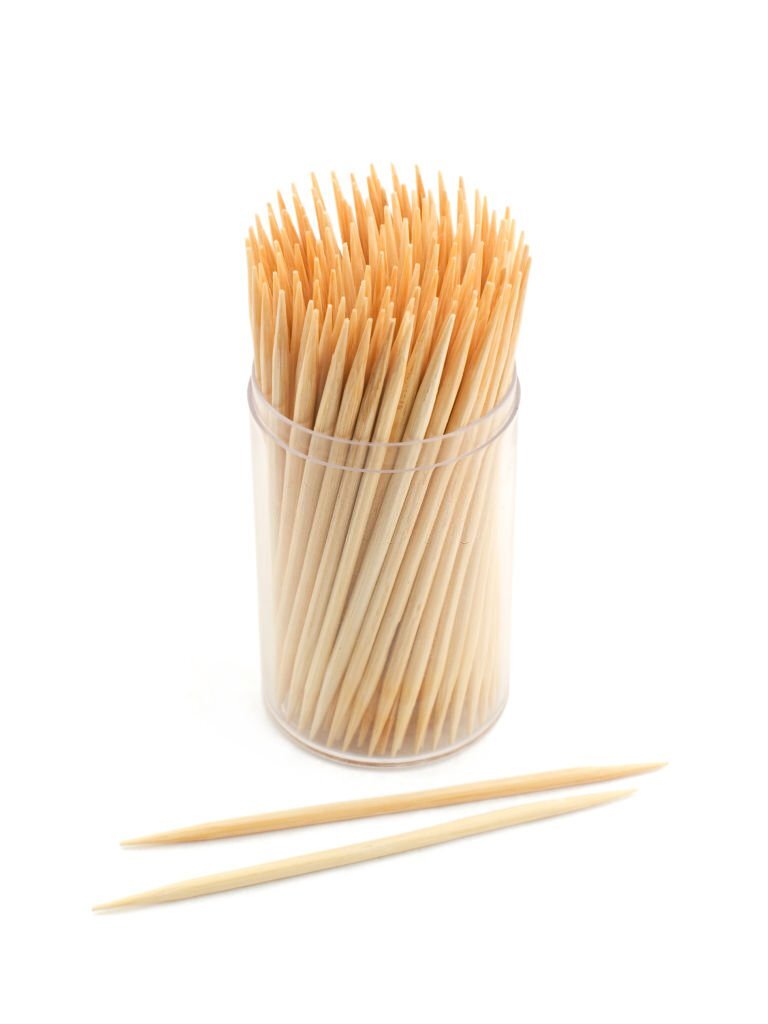 Can any kind of toothpick be used in an oven?